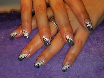 uitgebeide nagelkunsten Mirjam's Nagelstudio Beerta